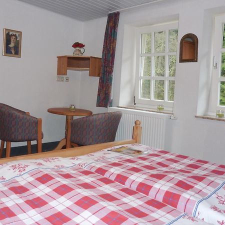 Hof Guttels Waldgasthof Ferienpension Rotenburg an der Fulda Camera foto