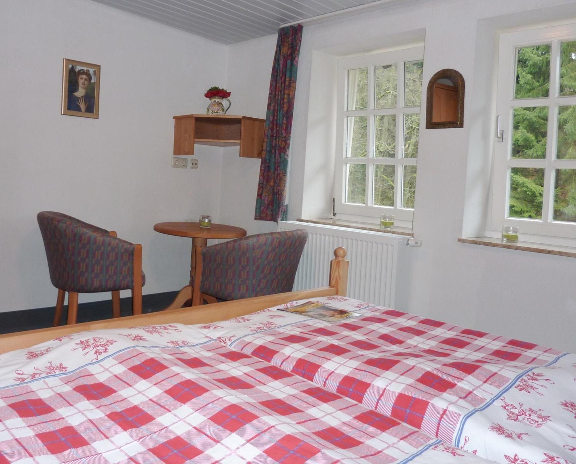 Hof Guttels Waldgasthof Ferienpension Rotenburg an der Fulda Camera foto