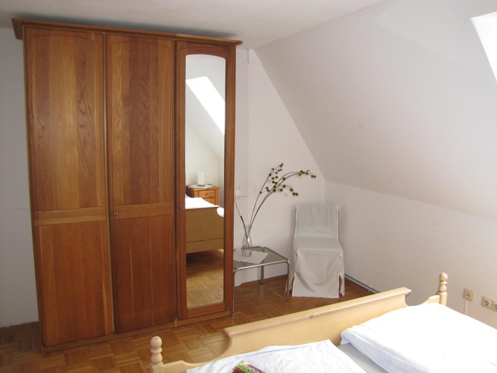 Hof Guttels Waldgasthof Ferienpension Rotenburg an der Fulda Camera foto